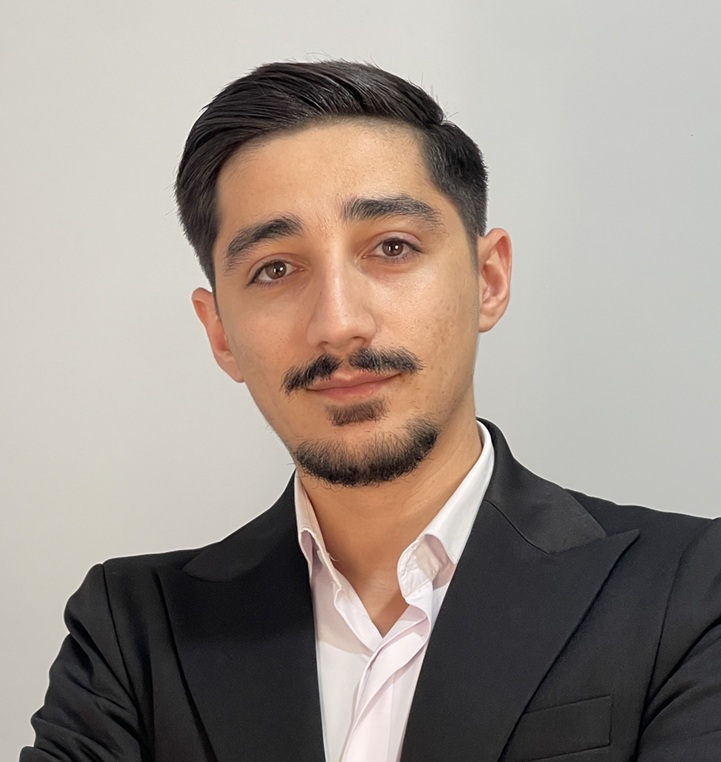 علی‌باهوش